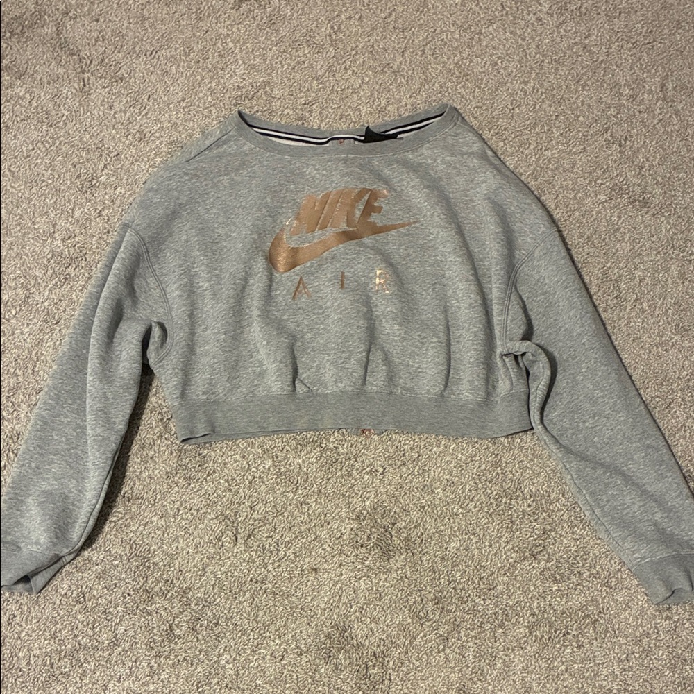 Nike Women’s Gray and Rose Gold Logo Cropped Sweatshirt